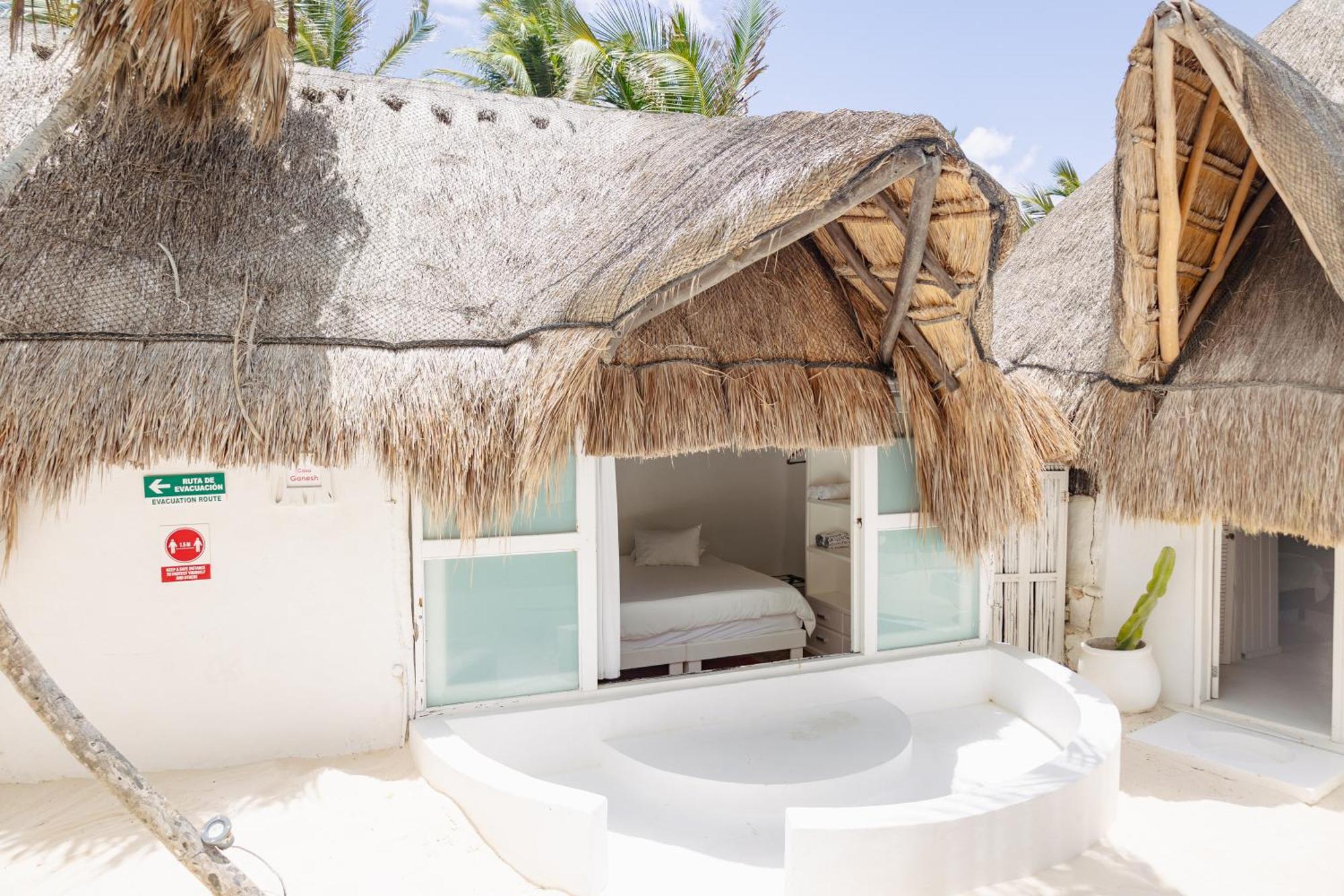 Shambala Beach House Tulum Exteriör bild